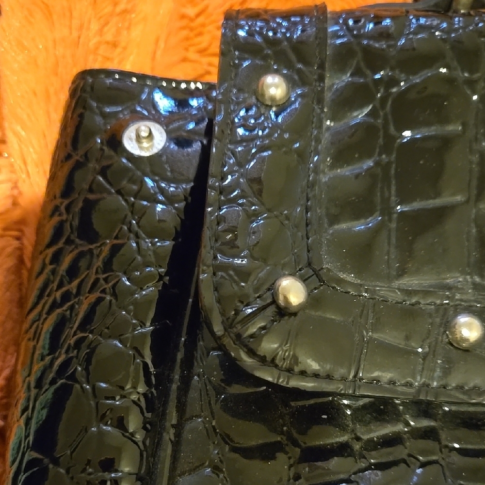 Black Crocodile-Embossed Women's Bag